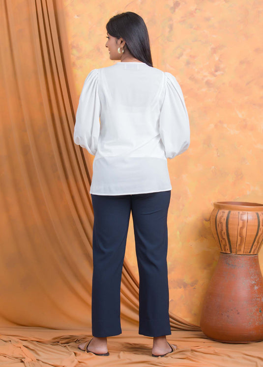 Baloon sleeve blouse with yoke