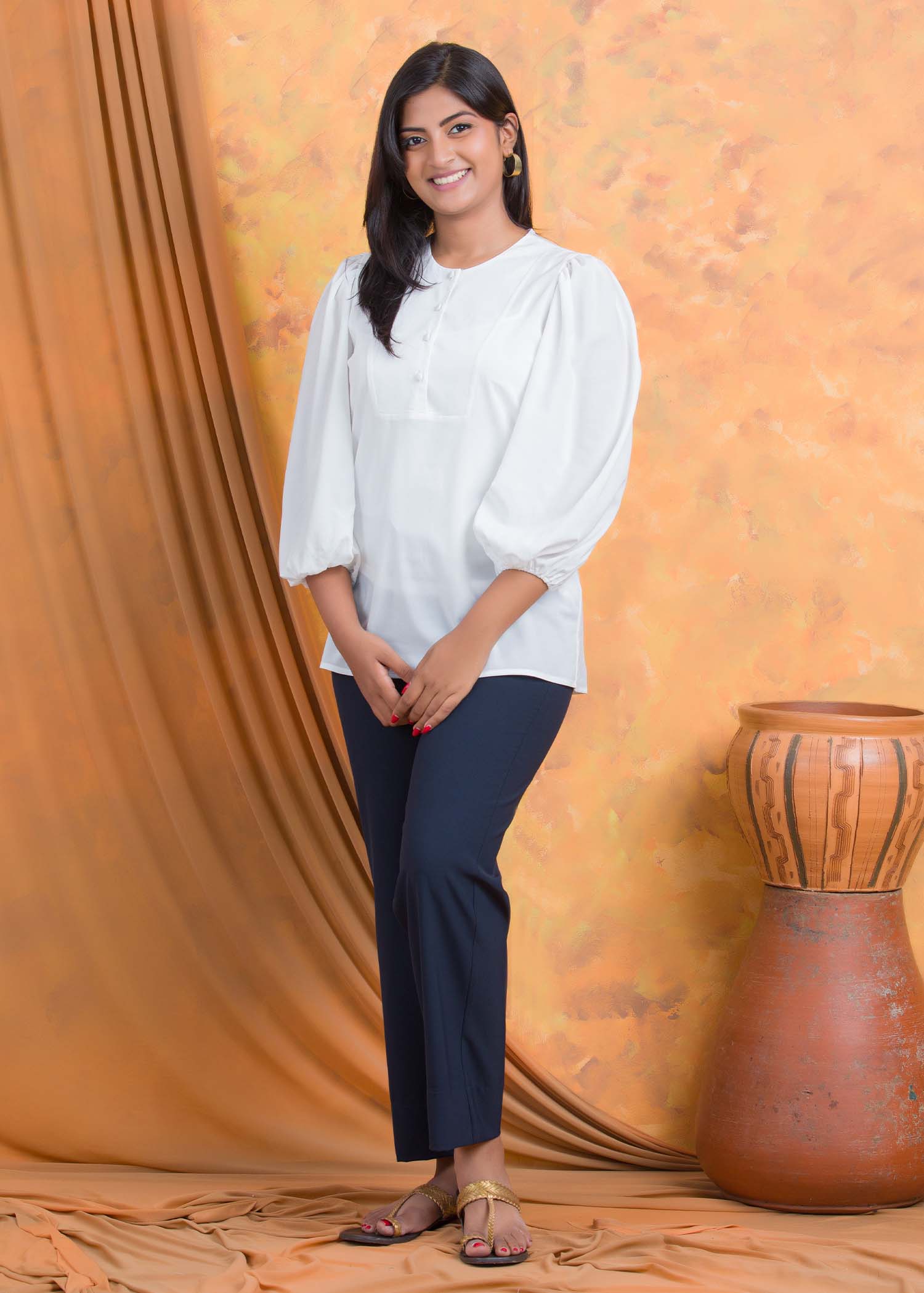 Baloon sleeve blouse with yoke
