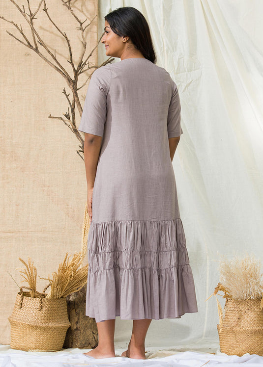 Tiered detailed midi dress