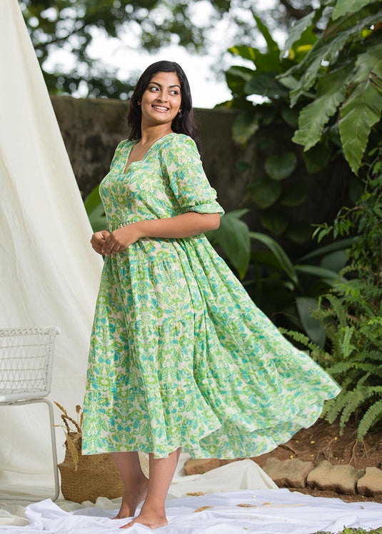 Printed flowy dress