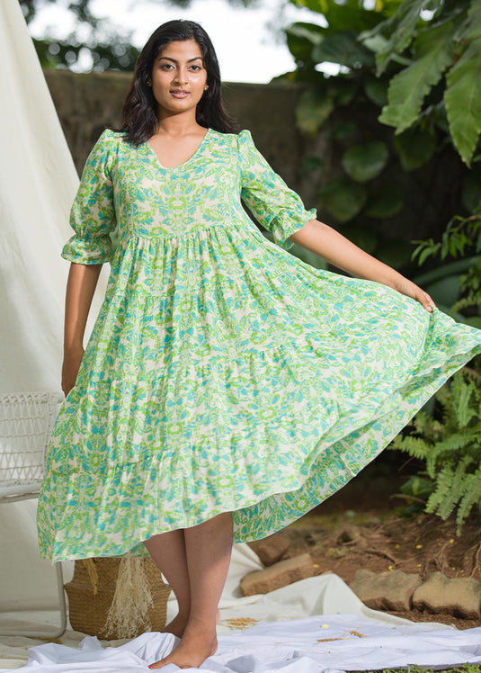 Printed flowy dress