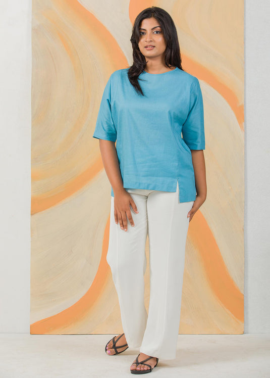 Round neck blouse with hem detail