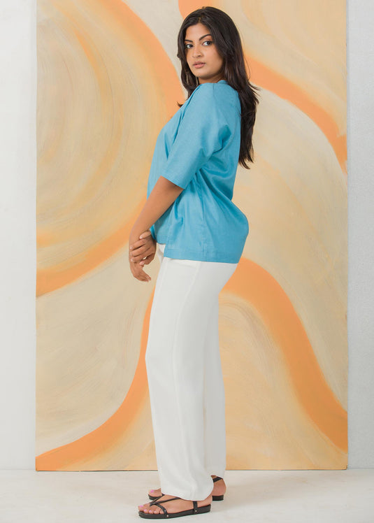 Round neck blouse with hem detail