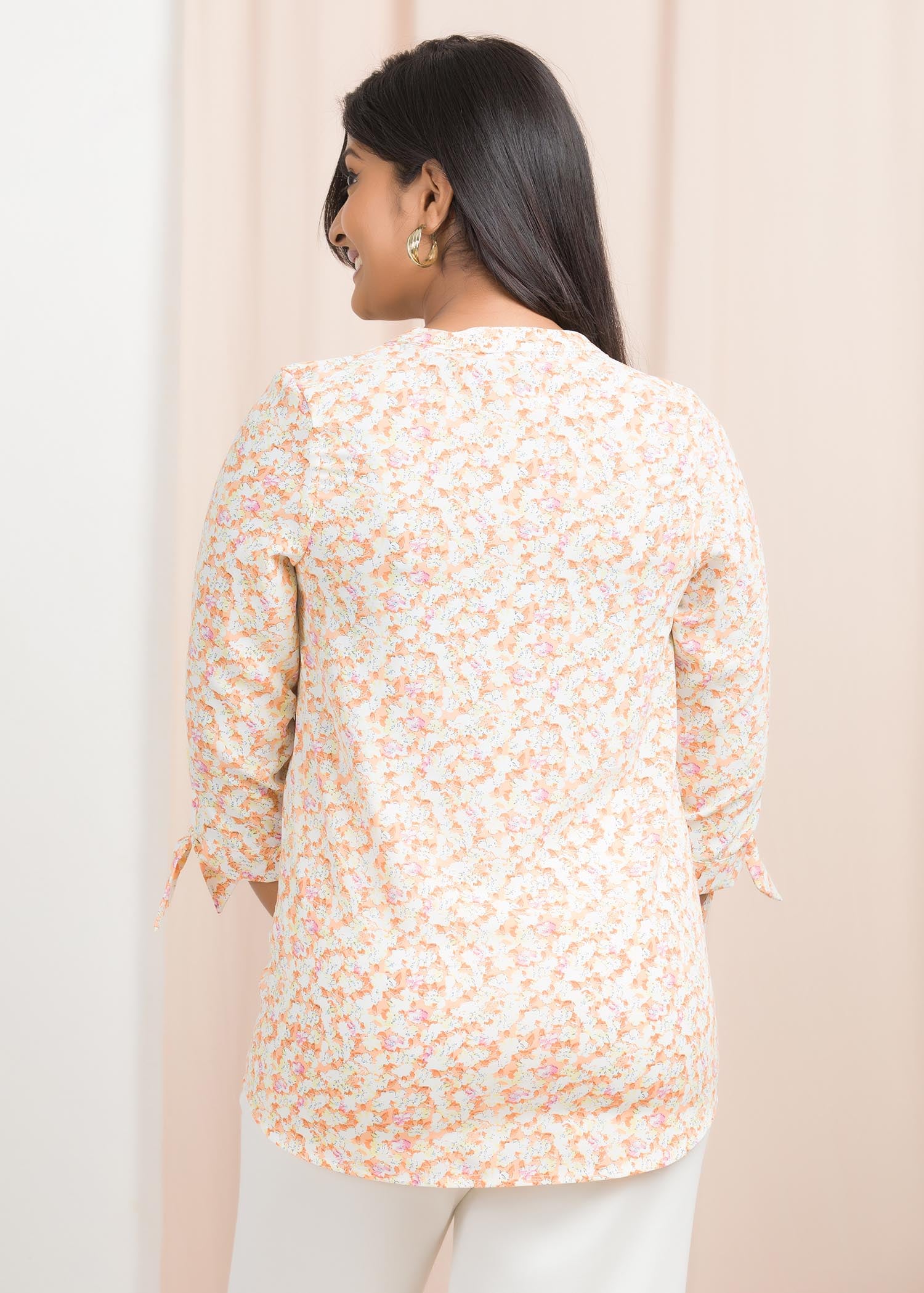 Printed blouse with sleeve detail