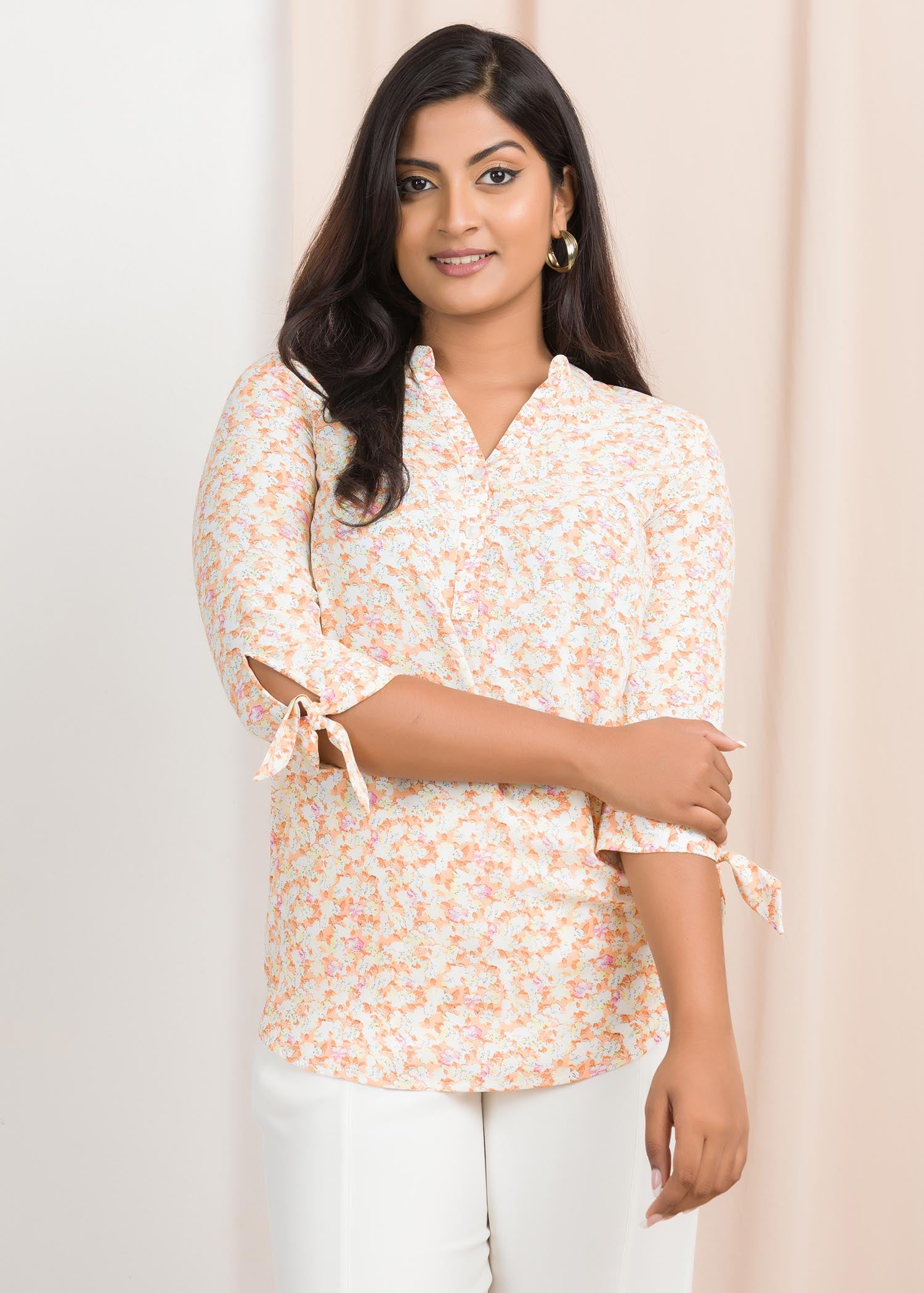 Printed blouse with sleeve detail