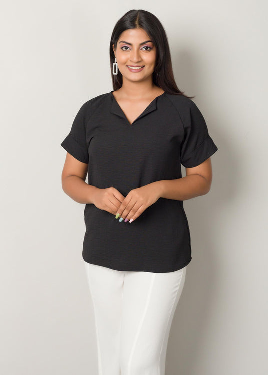 Collar detailed blouse