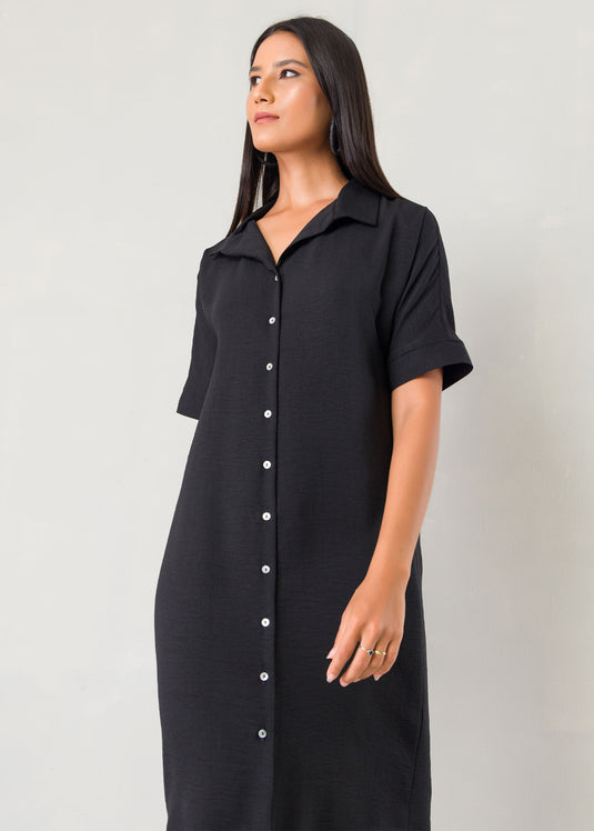 Button down dress with big collar