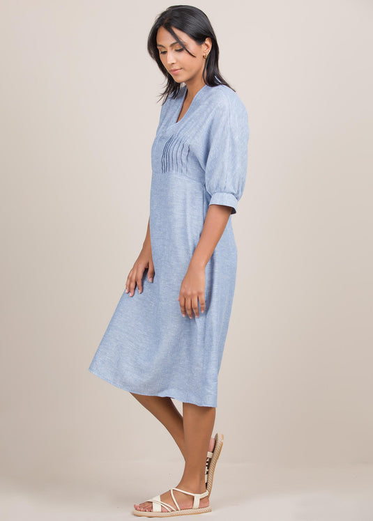 V neck dress with pin tucks