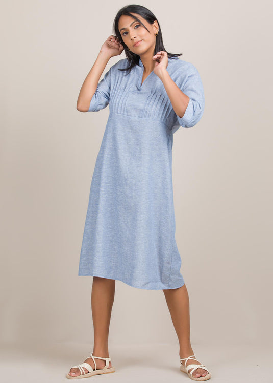 V neck dress with pin tucks