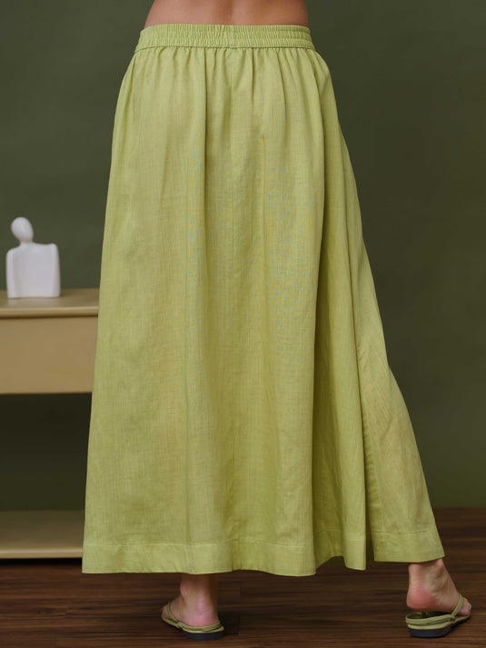 Basic linen skirt with side slit