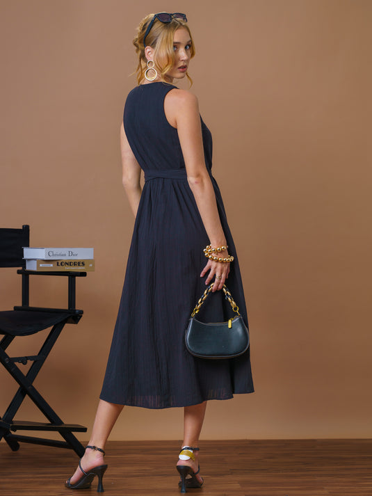 Sleeveless round neck column dress