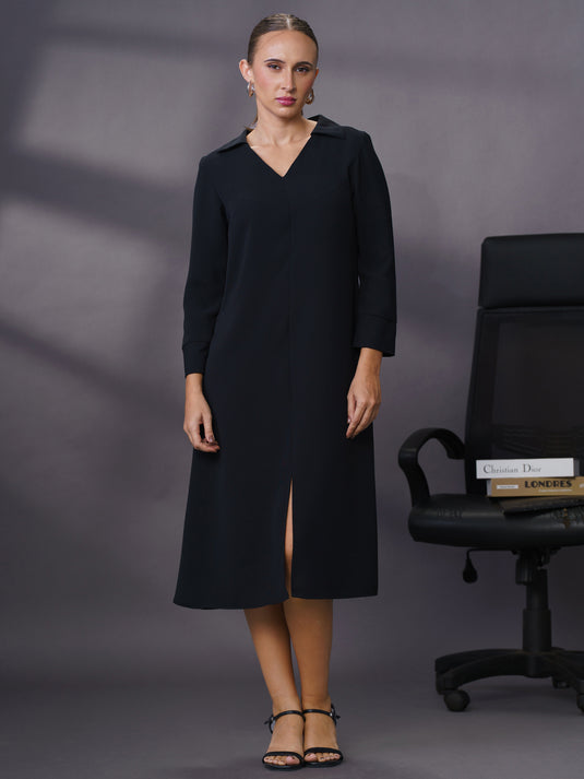 Long sleeve dress with collar