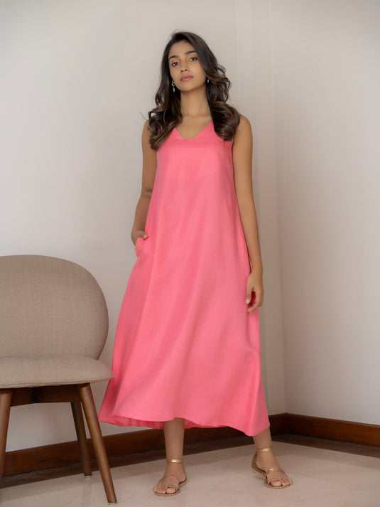 Sleeveless maxi dress