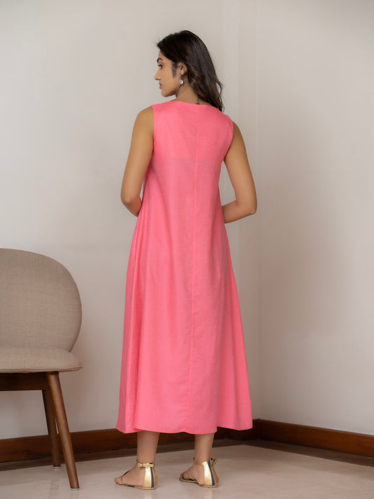 Sleeveless maxi dress