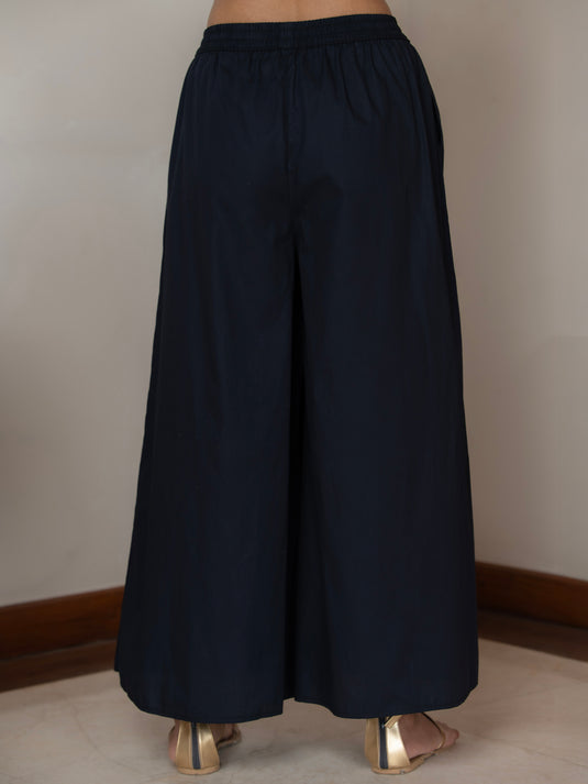 Wide leg pant with elasticated waist