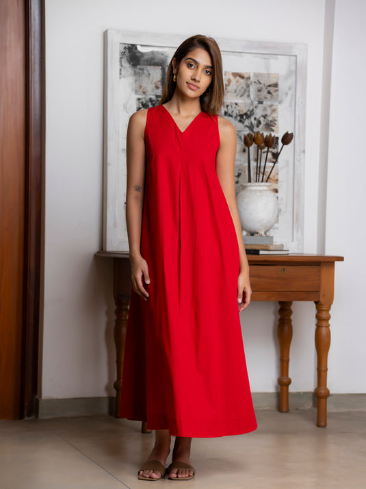Sleeveless V neck trapeze maxi dress