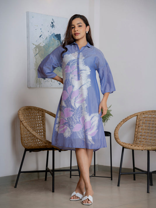 Collar detailed trapeze dress