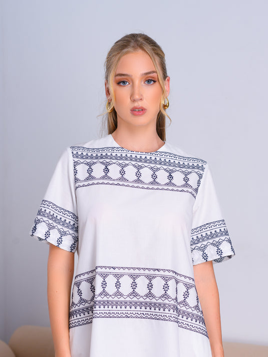 Trapeze midi dress with short sleeves