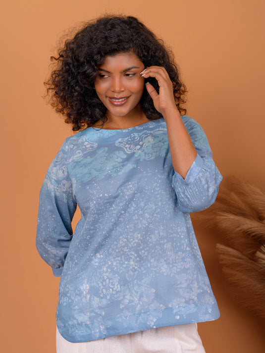 Batik top detailed with two slits