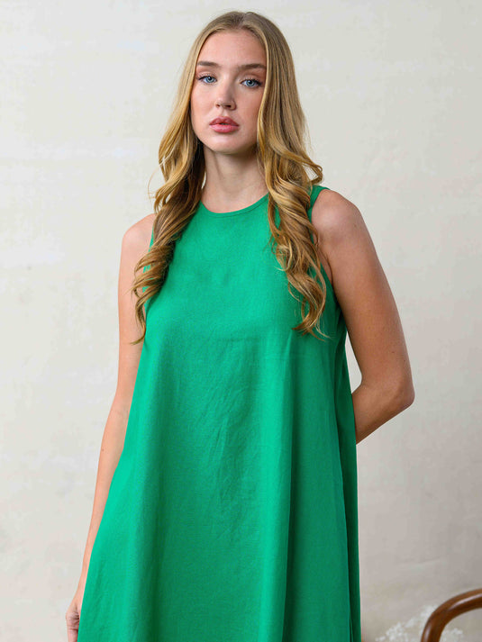 Round neck short trapeze dress
