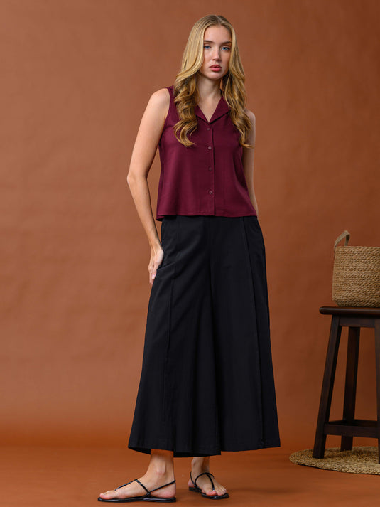 Sleeveless cuban collar blouse