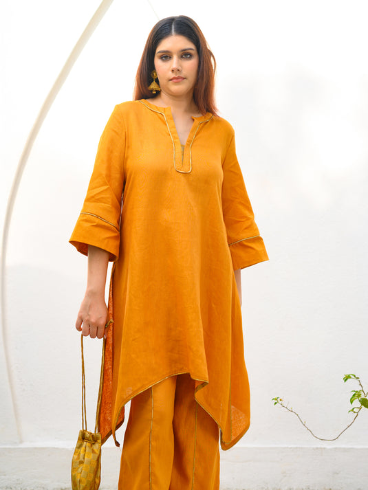 Premium linen kurtha top with contrast piping detail
