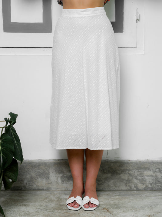 Basic midi length skirt