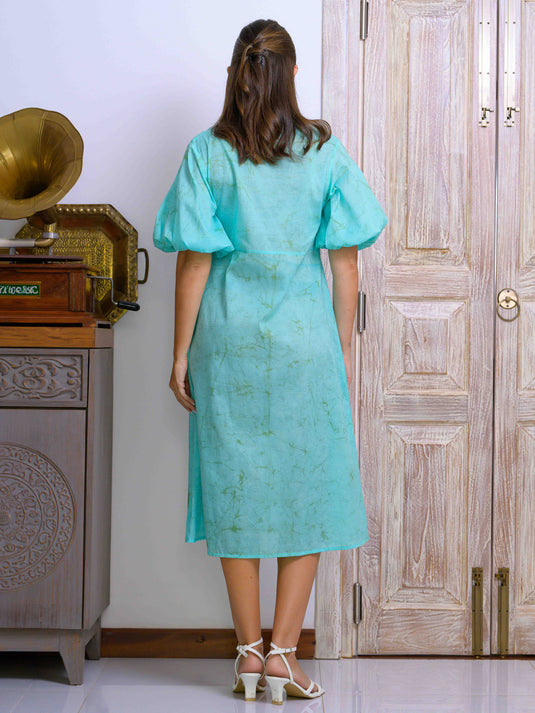 Balloon sleeve batik floral midi dress