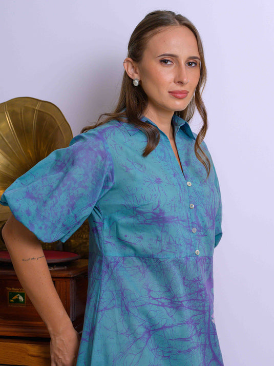 Balloon sleeve batik floral midi dress