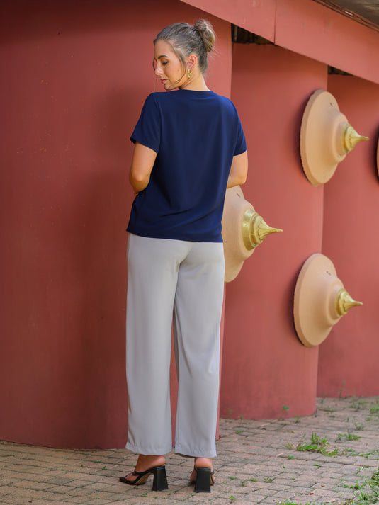 V neck blouse with front pleat