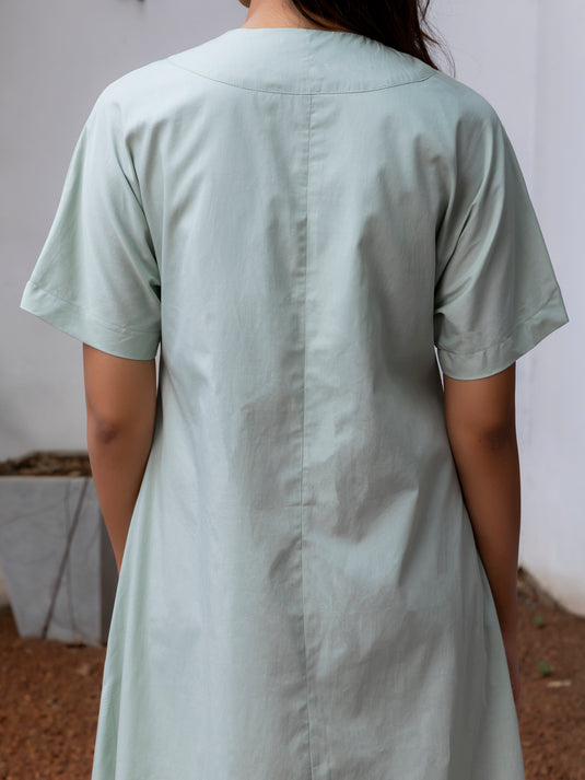 V neck dress with front pleat