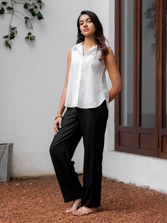 Basic elasticated waist pant with side pockets