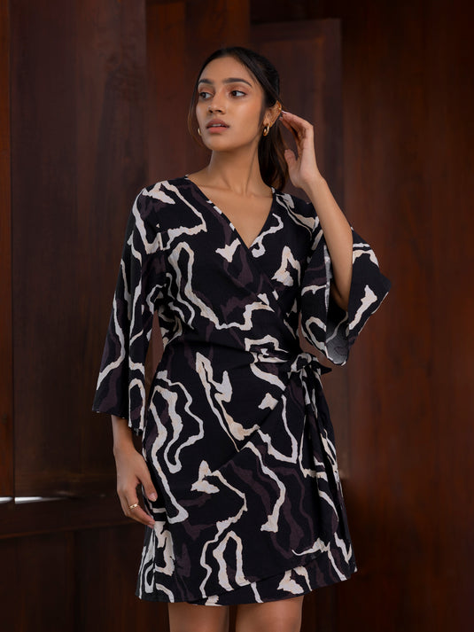 Printed wrap dress
