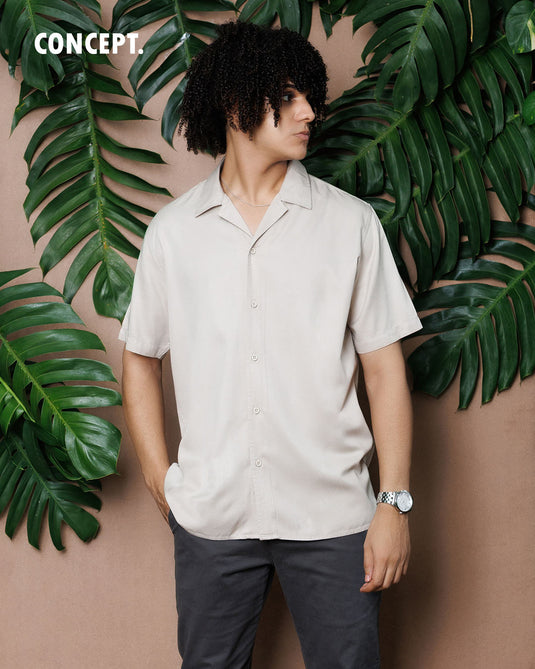 Detailed Back Print S/S Shirt