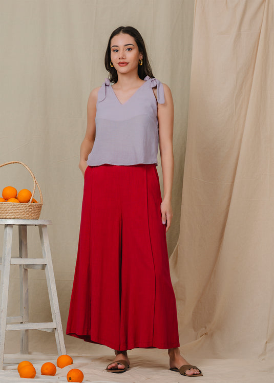Wide leg high waisted pant with pintucks