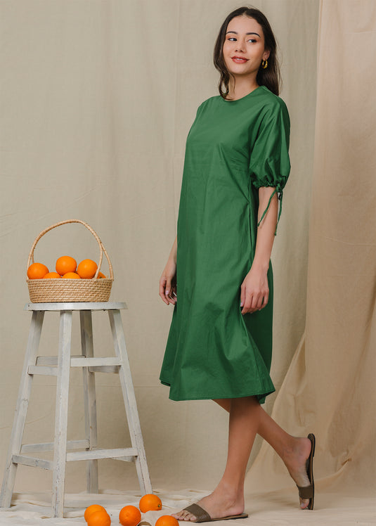 Round neck dress withpuff sleeves