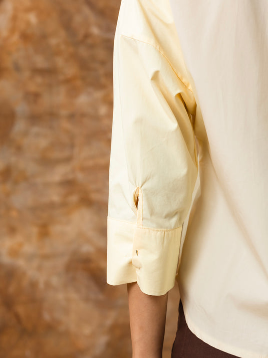 Basic shirt with three quarter sleeves