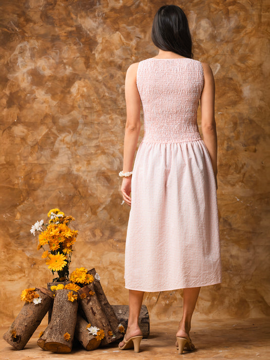 Sleeveless smocking dress