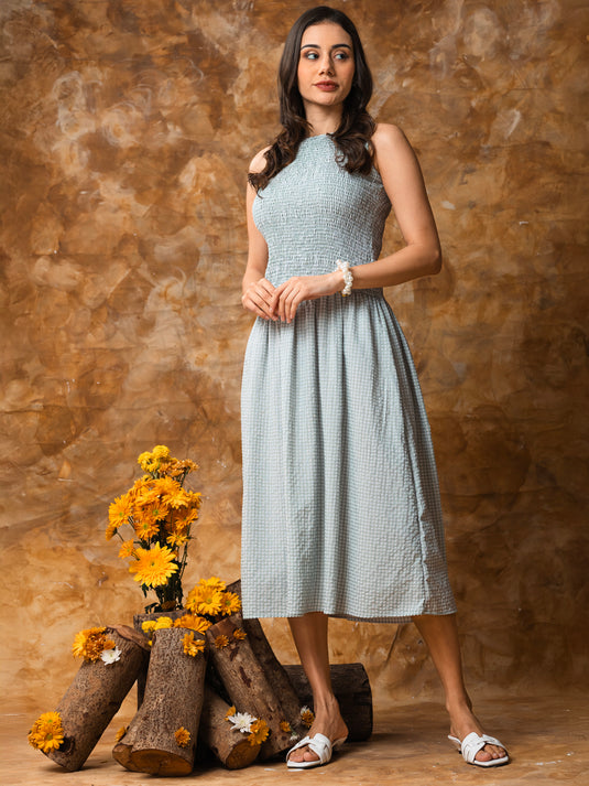 Sleeveless smocking dress