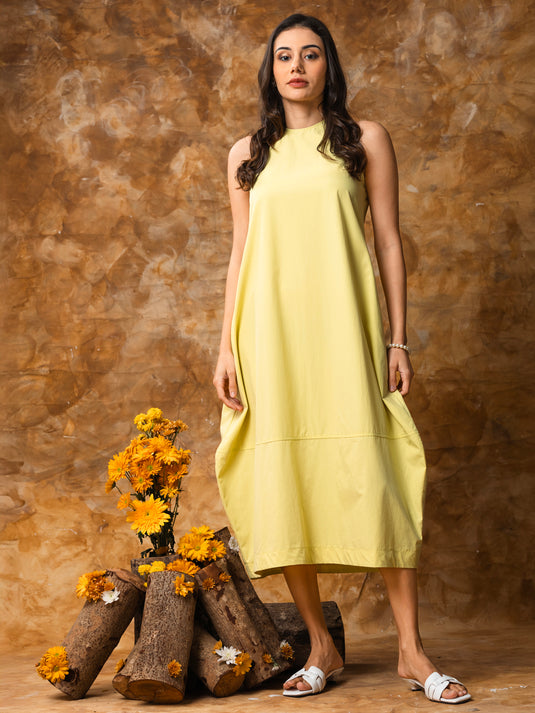 Sleeveless round neck midi dress