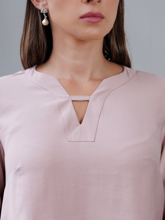 Neck detailed blouse