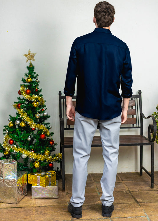 Casual L/S Shirt With Front Detailing