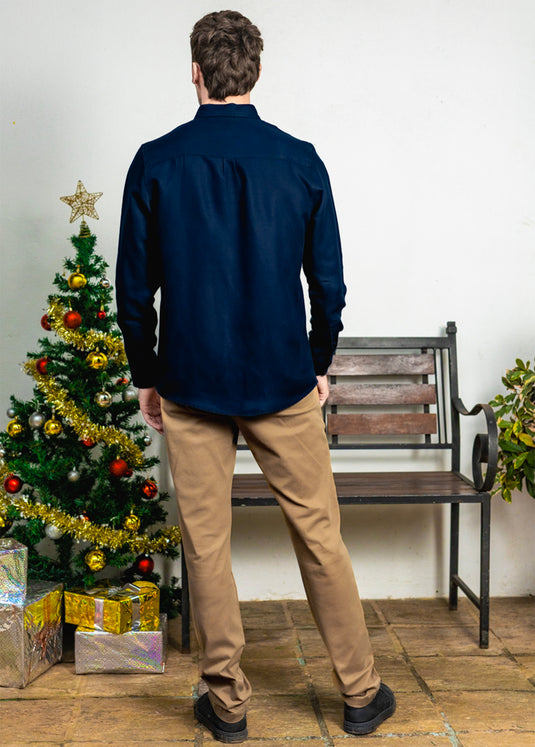 Casual L/S Shirt With Placket Detailing
