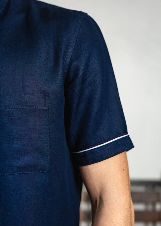 Casual S/S Shirt With Sleeve Hem Detailing