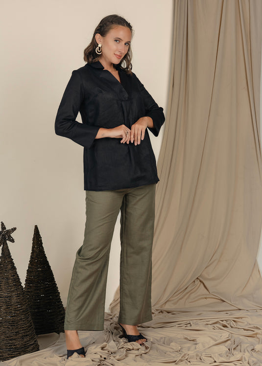 Oversized Linen Blouse With Collar And Large Cuff