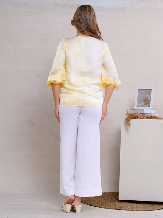 V- Neck Floral Detailed Batik Puff Sleeve Top
