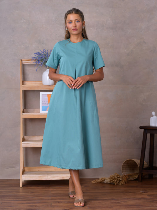 Trapeze midi dress with front pleat