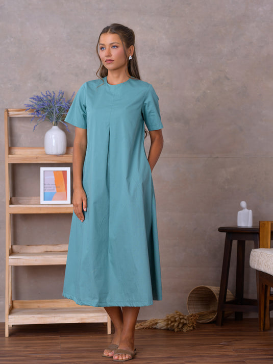 Trapeze midi dress with front pleat