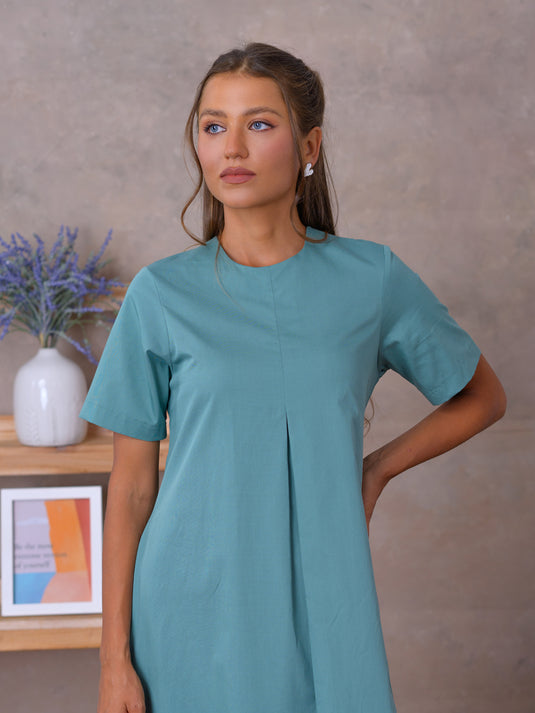 Trapeze midi dress with front pleat