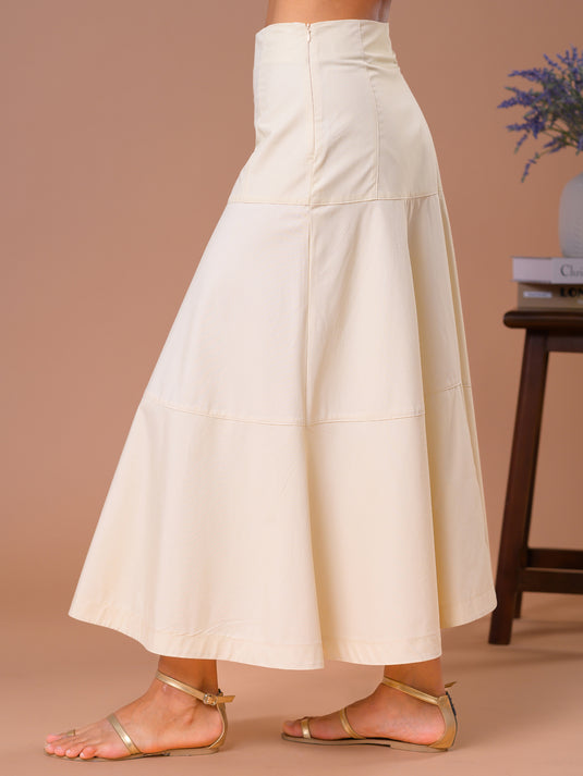 Cut panel detailed maxi skirt